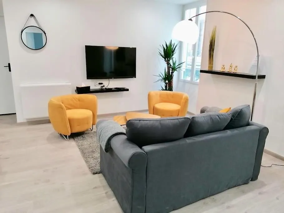 L'Harmonie 72M2 - 2 Chambres Parentales - Rue De La Halle - Hyper Centre Lourdes Apartment