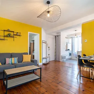 L'indus T2--hyper Centre--tout Confort--clim--wifi Apartamento